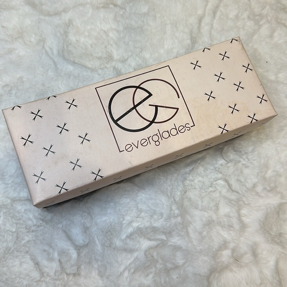 Multicolor Aztec Pattern Sandals - Picture 5 of 6